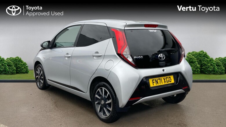 Toyota Aygo 1.0 VVT-i X-Trend TSS 5dr x-shift Petrol Hatchback